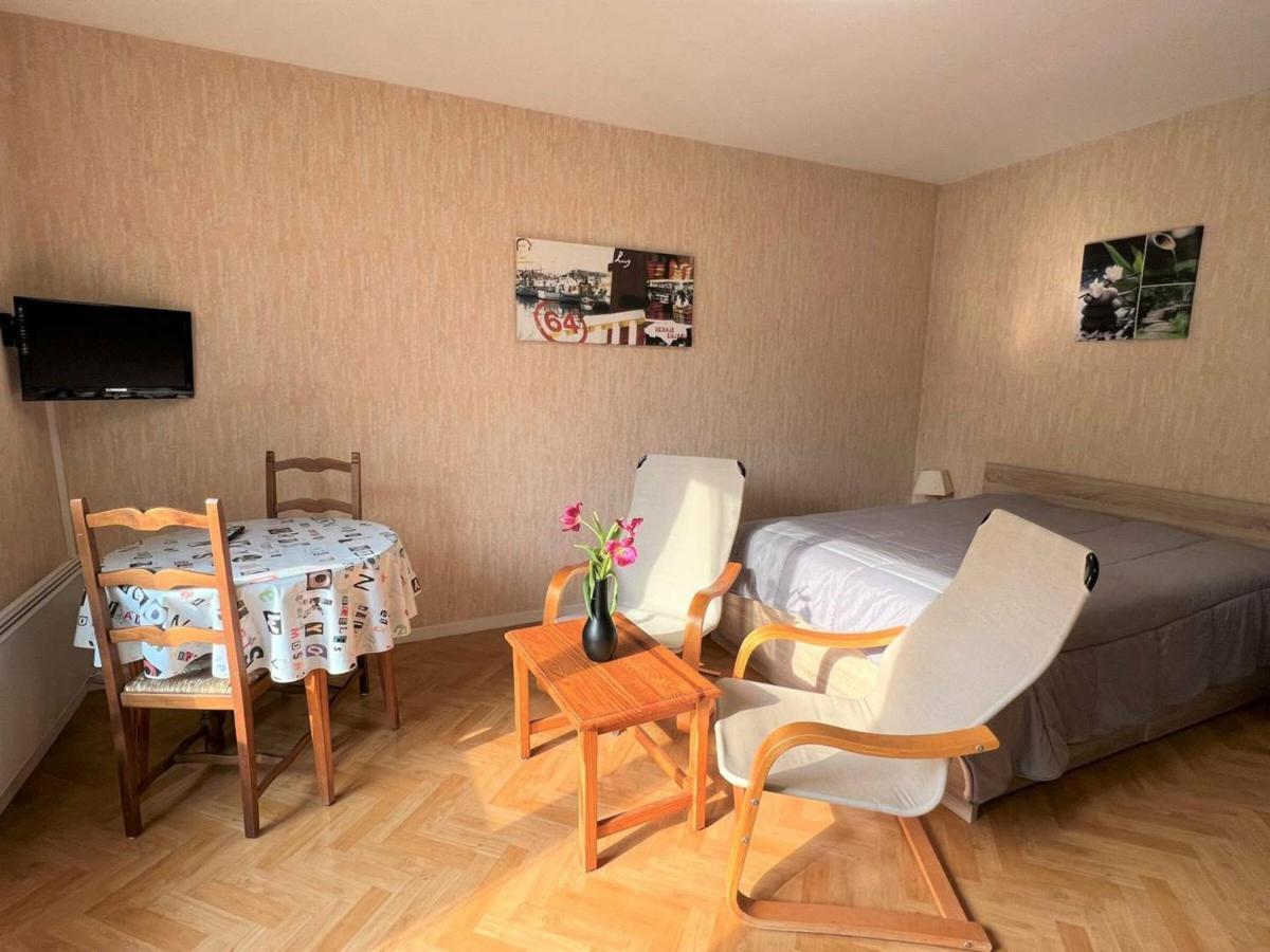 Charmant T1 Bis A Cambo-Les-Bains Avec Balcon, Ascenseur Et Parking - Fr-1-495-31 エクステリア 写真